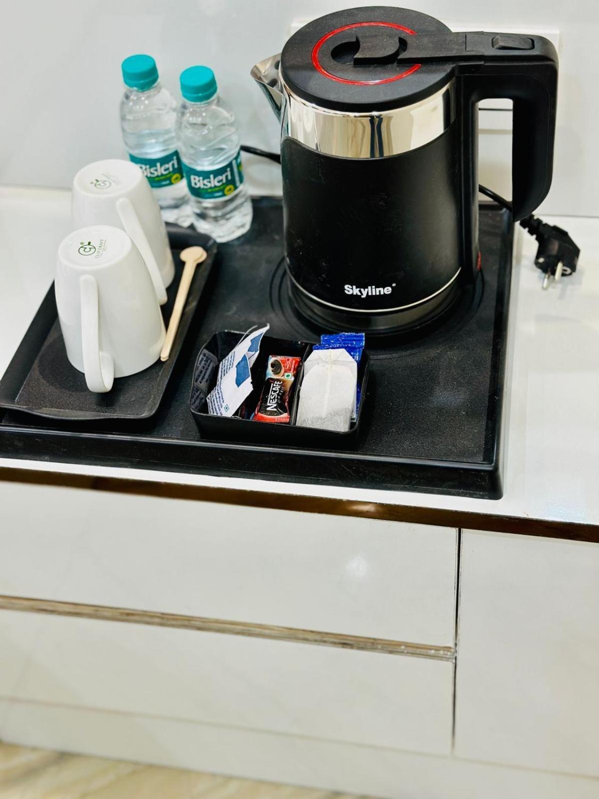 Hotel Samrat Residency 10 Mints Walking Distance Nizamuddin Railway Station Nové Dillí Exteriér fotografie